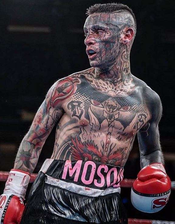 LORUSSO vs SOLANO DOMENICA A MILANO